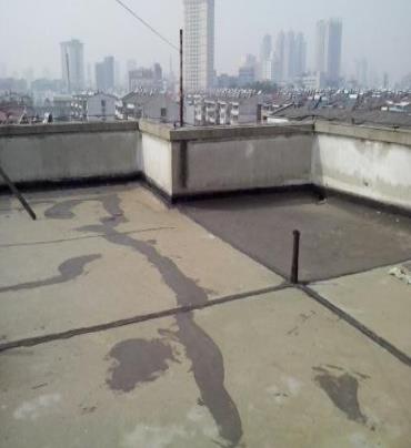 鹿邑漏水维修 楼顶漏水是什么原因，楼顶漏水维修方法是什么?
